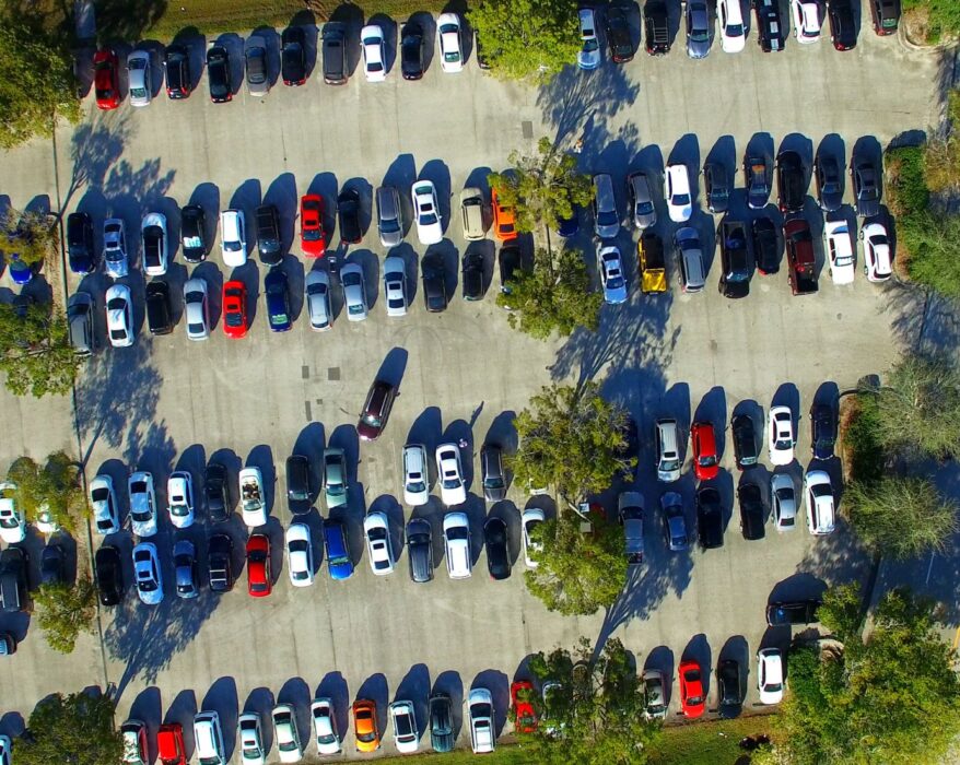 Parking przy Lotnisku Ławica