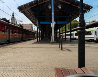 Jak sprawdzić opóźnienia pociągów PKP