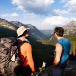 Dlaczego warto zabrać odzież termoaktywną na trekking